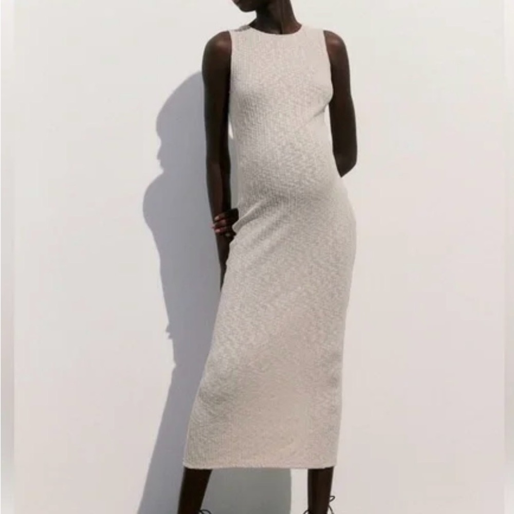 H&M Maternity Textured Maxi Dress